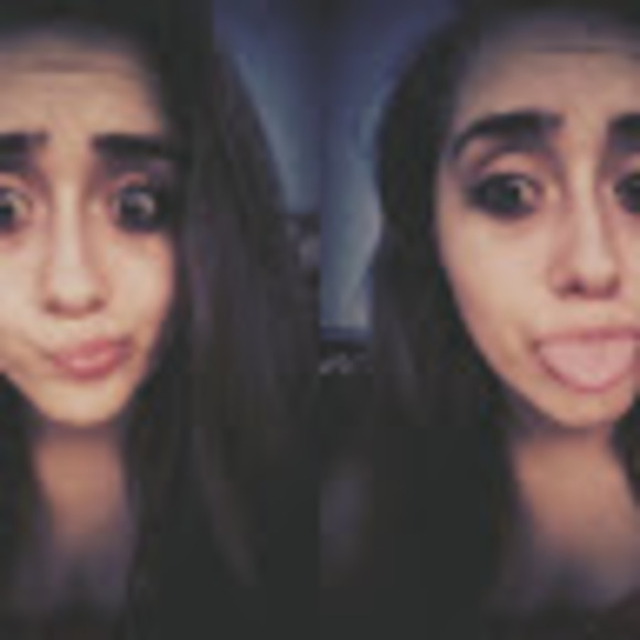 Meet your Posher, Sarah - Picture 1 of 1